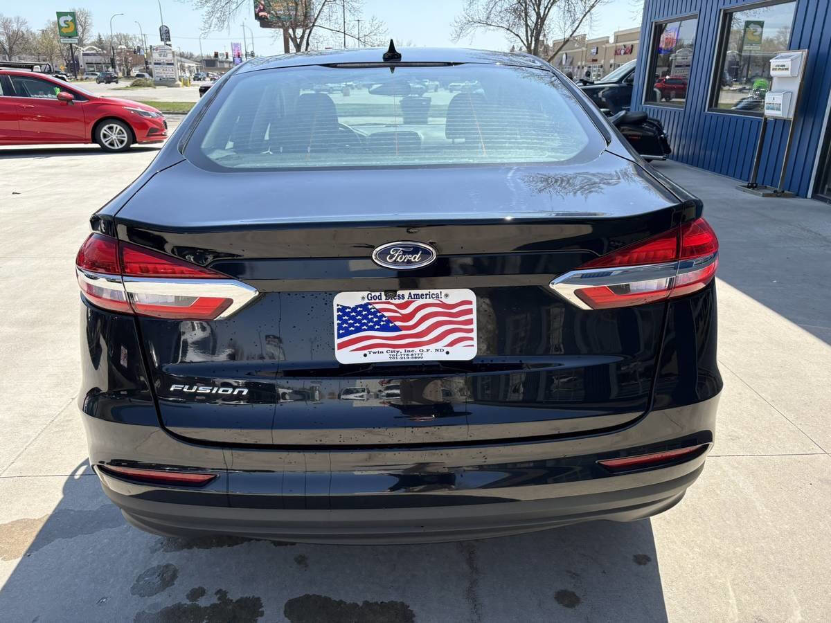 Used 2020 Ford Fusion S image 7