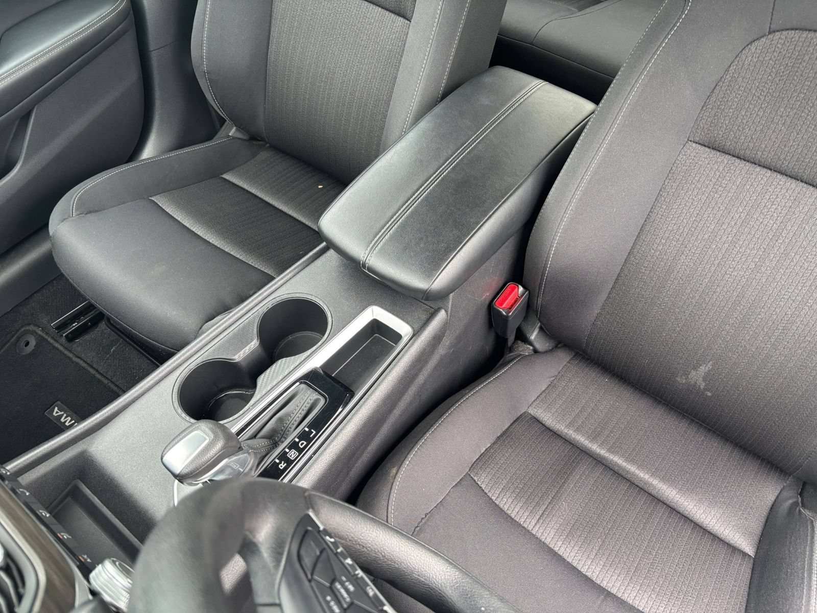Used 2025 Nissan Altima 2.5 SV FWD image 35
