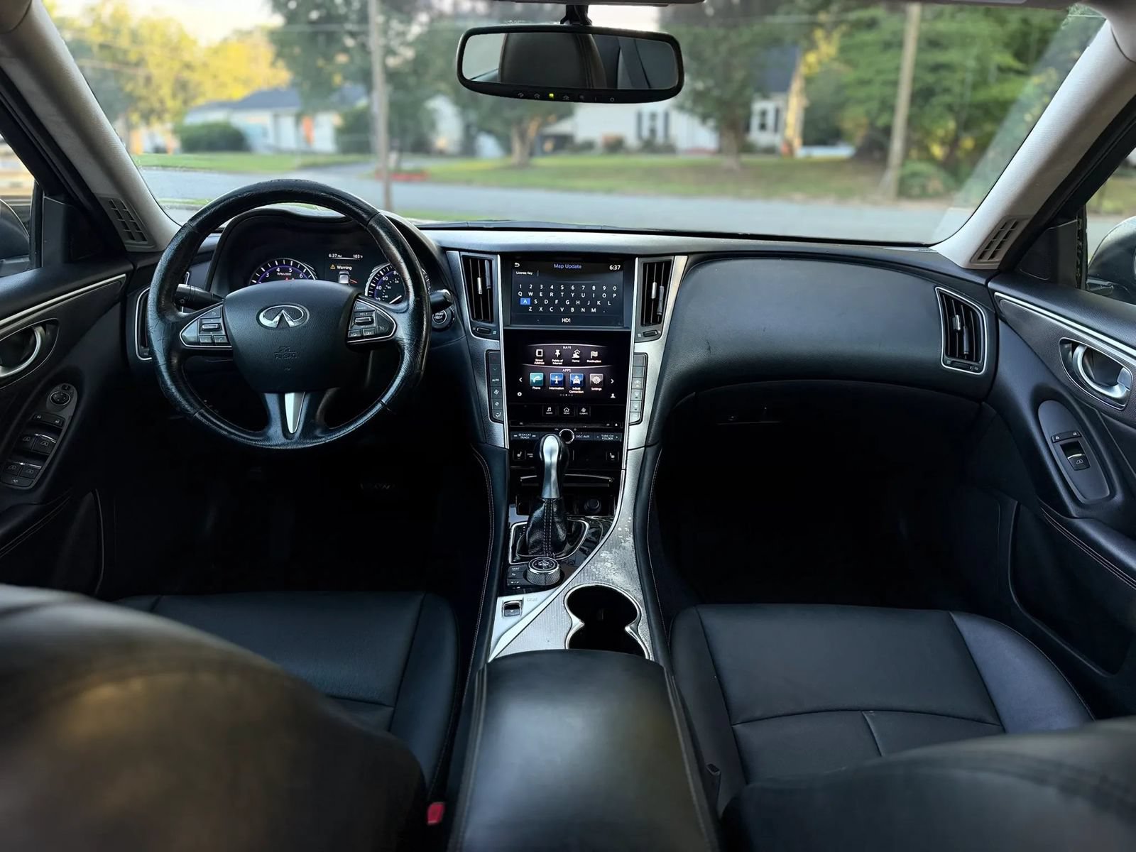 Used 2015 INFINITI Q50 Premium w/ Navigation Package RWD image 14