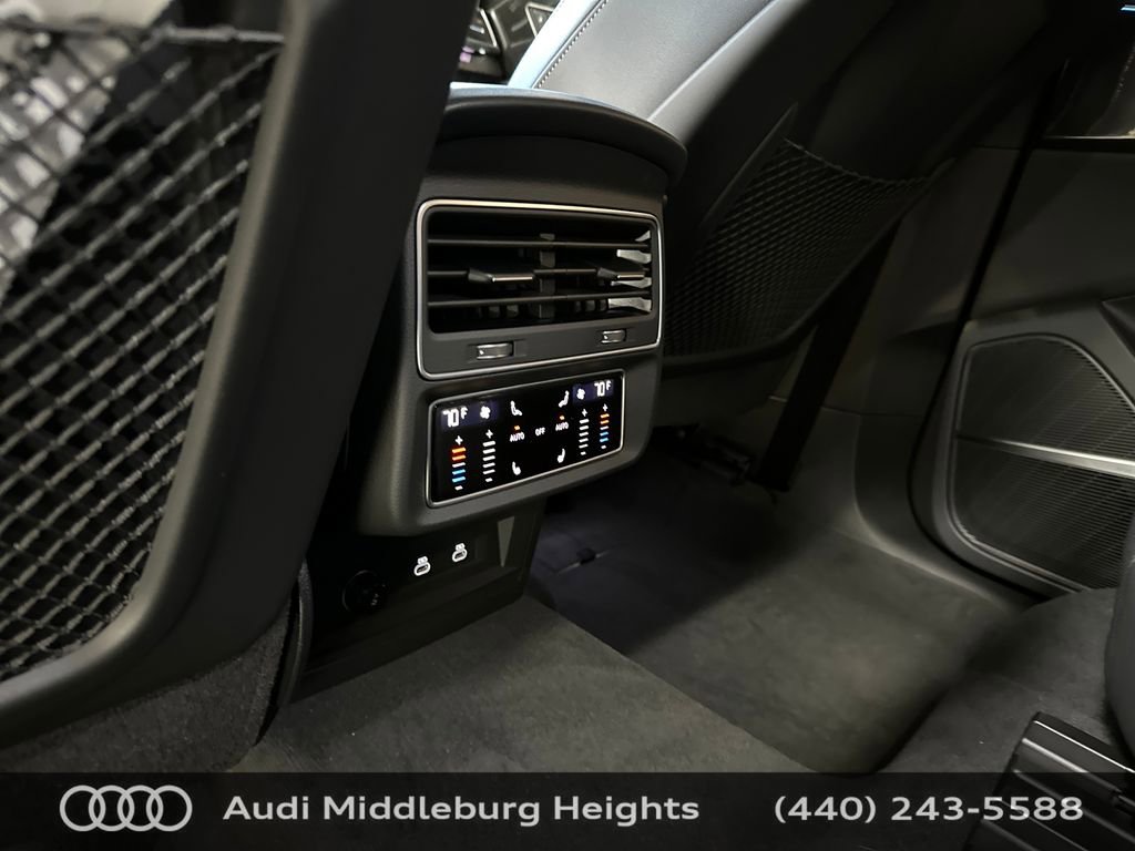 New 2026 Audi Q8 Premium Plus image 29