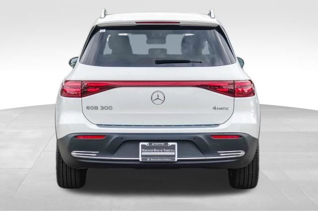 Used 2024 Mercedes-Benz EQB 300 4MATIC image 6