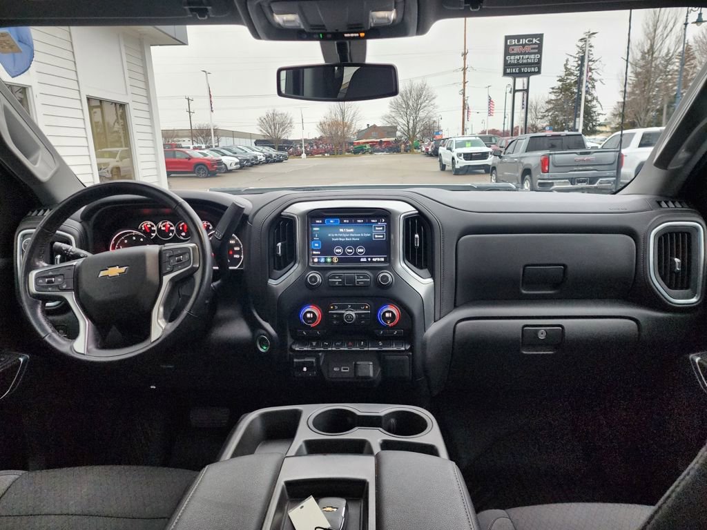 Certified 2022 Chevrolet Silverado 3500 LT w/ Convenience Package image 18