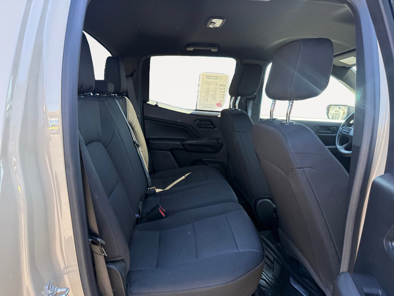 Used 2024 Chevrolet Colorado W/T image 18