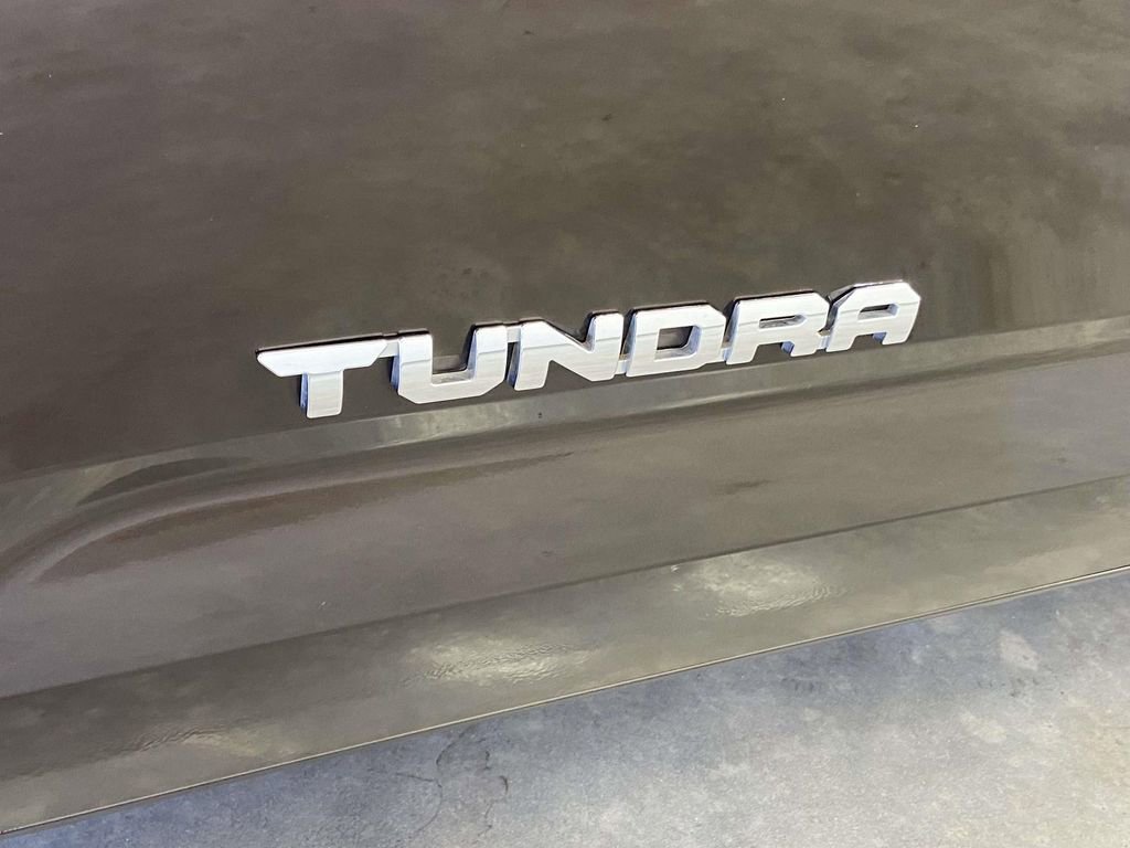 Used 2024 Toyota Tundra Limited AWD/4WD image 11