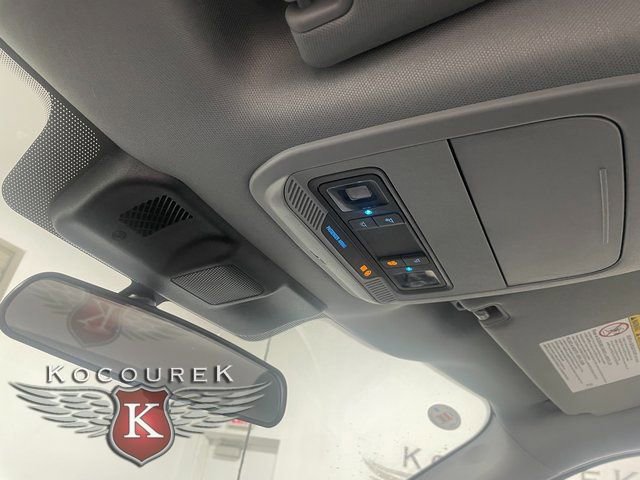 New 2026 Ford F250 XL w/ XL Chrome Package image 18