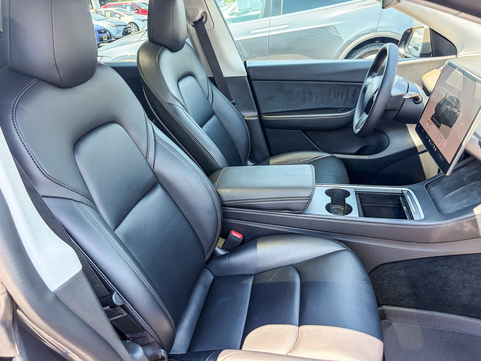 Used 2022 Tesla Model Y Performance AWD/4WD image 15