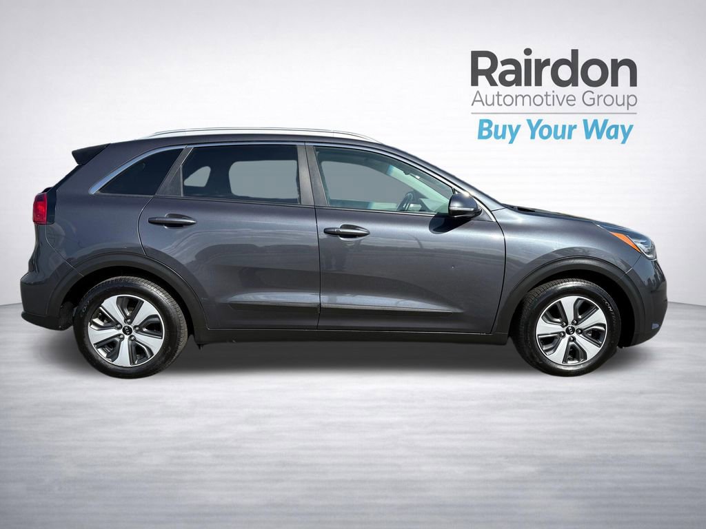 Used 2019 Kia Niro EX Premium w/ Sunroof Package FWD image 18