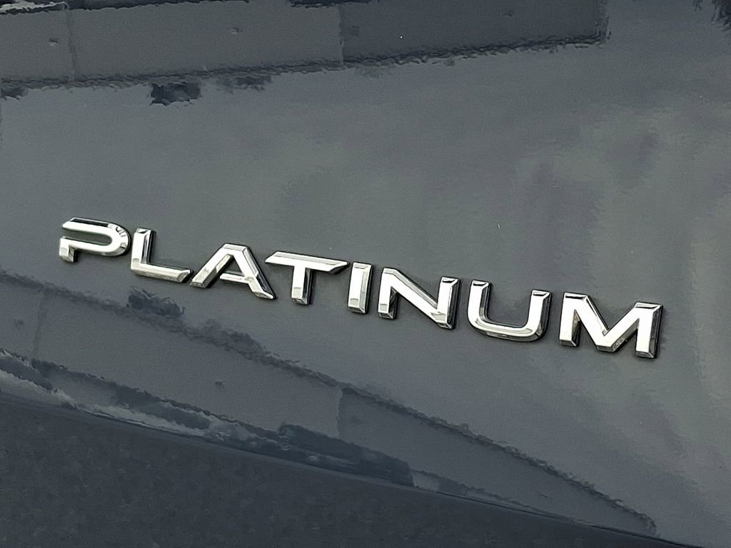 Used 2024 Toyota Grand Highlander Platinum image 33