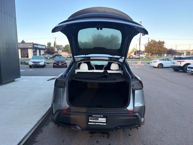 Used 2026 Tesla Model Y Performance AWD/4WD image 7