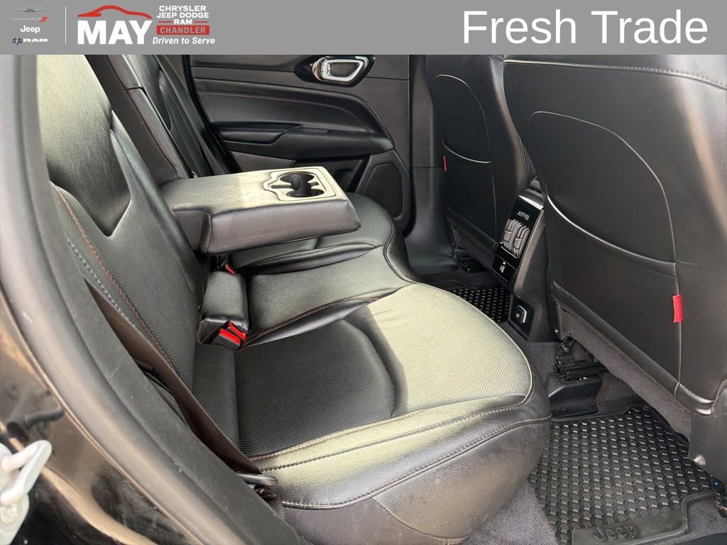 Used 2023 Jeep Compass Trailhawk w/ Trailhawk Elite Group AWD/4WD image 12