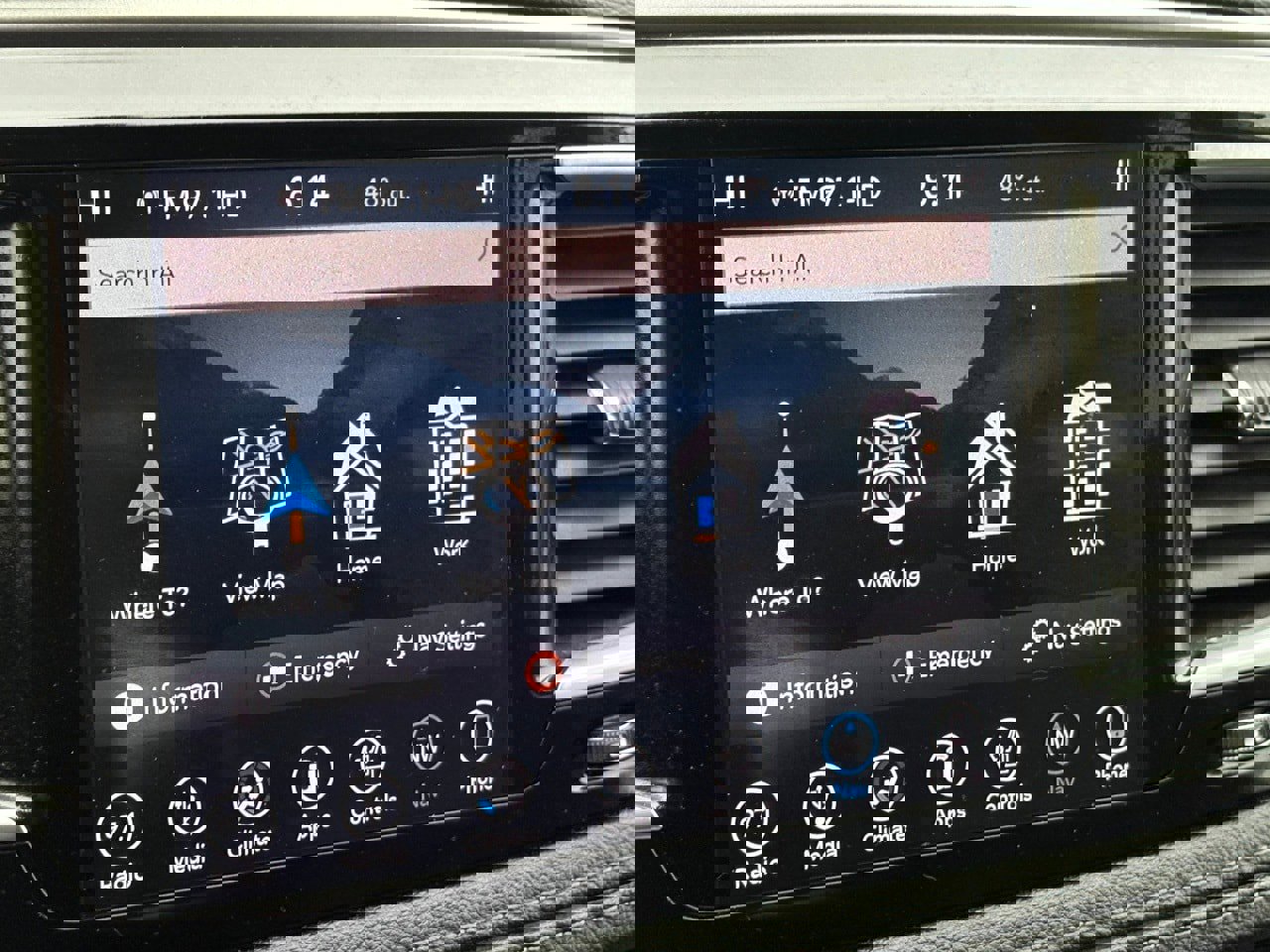 Used 2018 Chrysler Pacifica Limited image 30