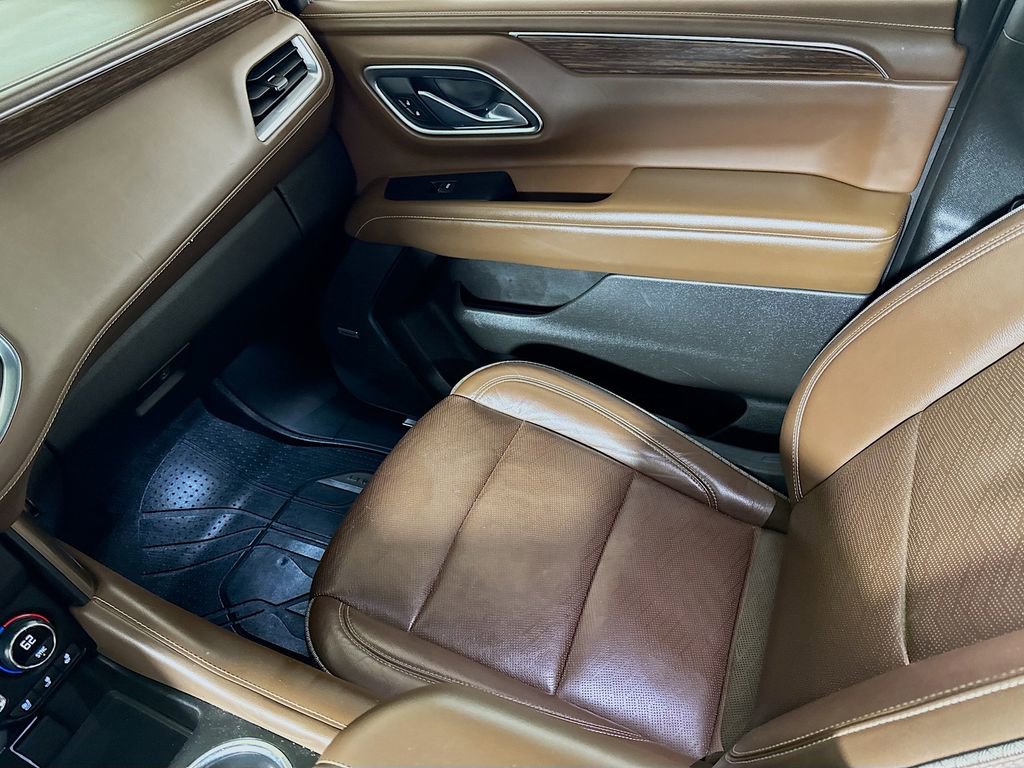 Used 2021 Chevrolet Suburban High Country image 23