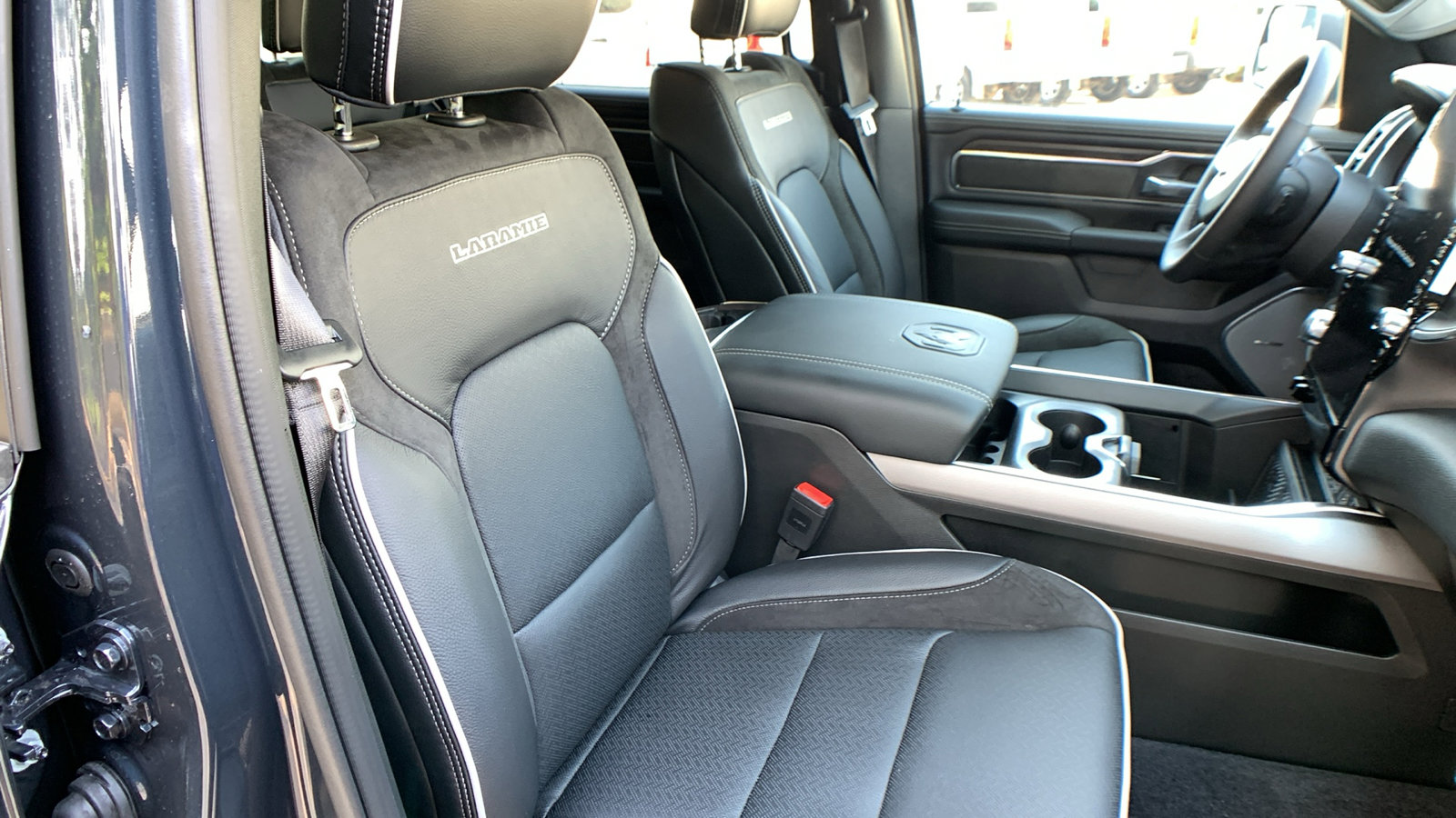 New 2026 RAM 1500 Laramie w/ Night Edition AWD/4WD image 37