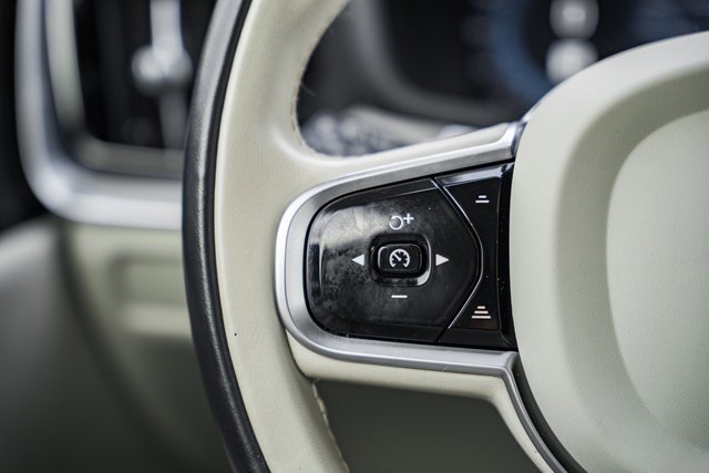 Used 2024 Volvo S60 B5 Plus image 27