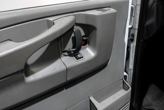 Used 2013 Chevrolet Express 3500 LT w/ LT Preferred Equipment Group RWD image 29