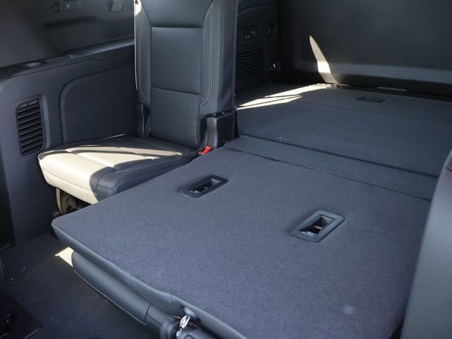 New 2026 GMC Yukon XL Elevation AWD/4WD image 14