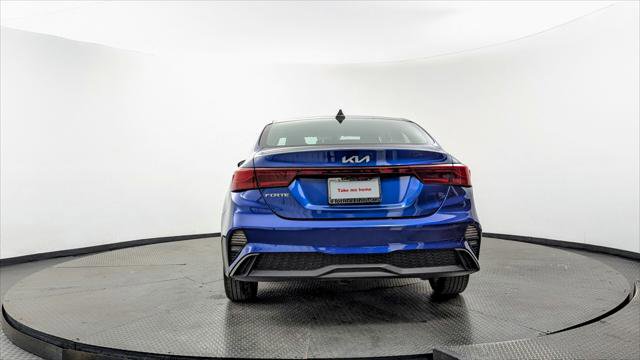 Used 2022 Kia Forte LXS image 7