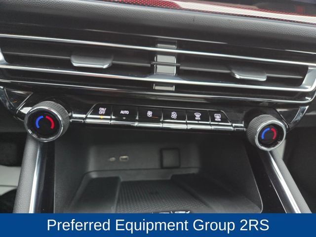 Used 2024 Chevrolet Traverse RS w/ LPO, Floor Liner Package AWD/4WD image 31