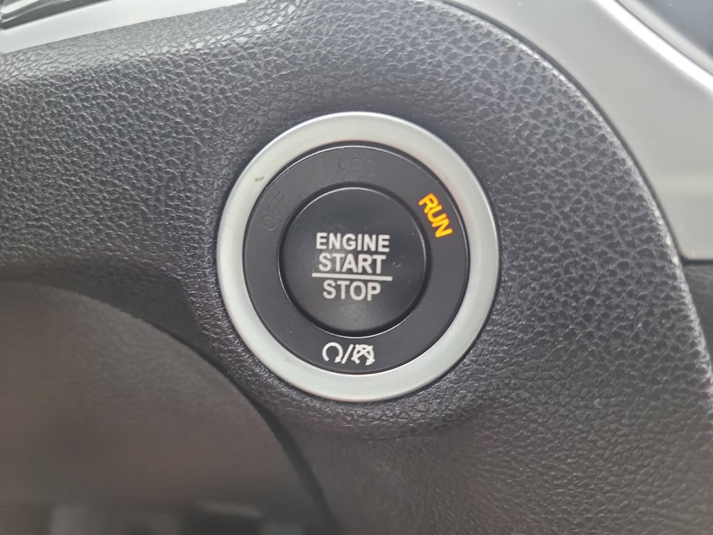 Certified 2021 Chrysler 300 Touring RWD image 30