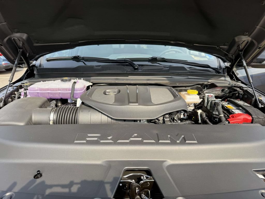 New 2026 RAM 1500 Big Horn AWD/4WD image 12