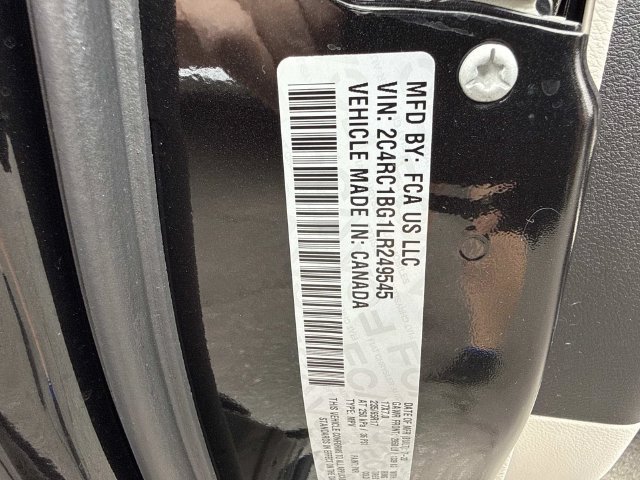 Used 2020 Chrysler Pacifica Touring-L FWD image 30