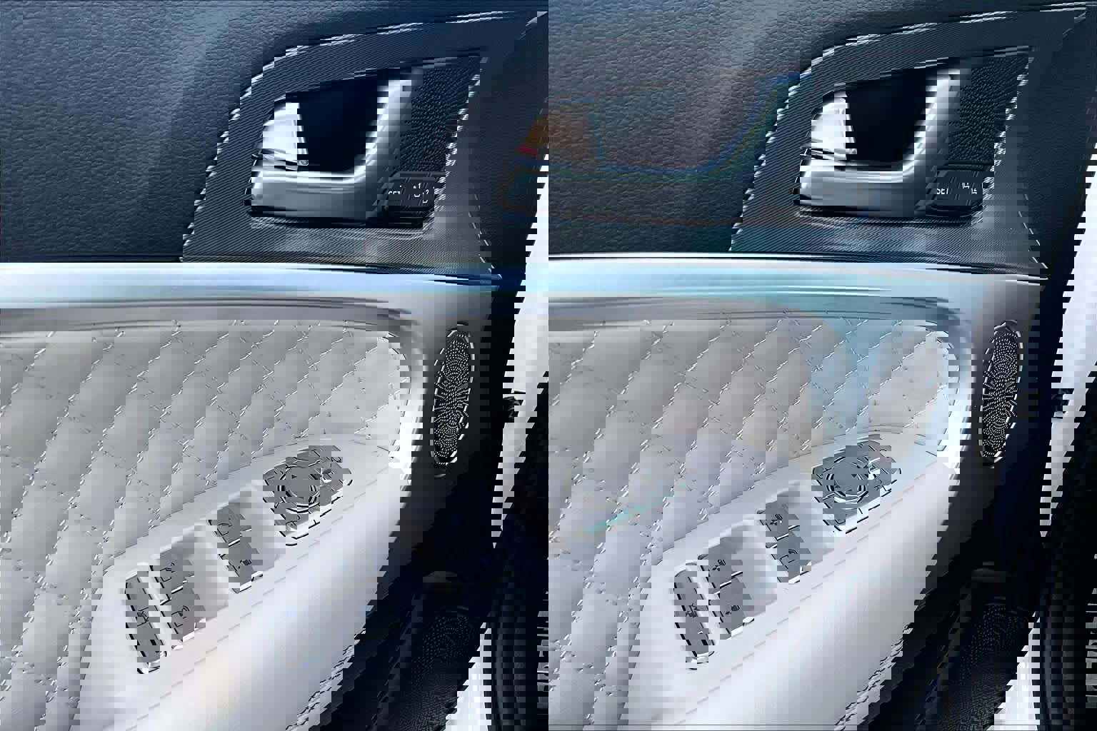 Used 2024 Genesis G70 3.3T Advanced w/ Sport Prestige Package image 35