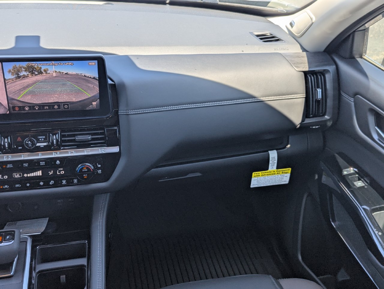 New 2026 Nissan Pathfinder Platinum AWD/4WD image 29