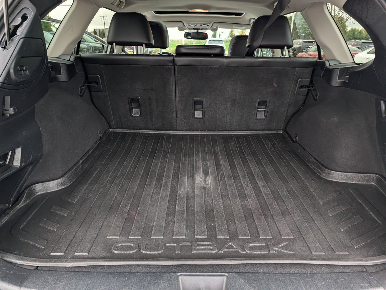 Used 2015 Subaru Outback 3.6R Limited AWD/4WD image 26