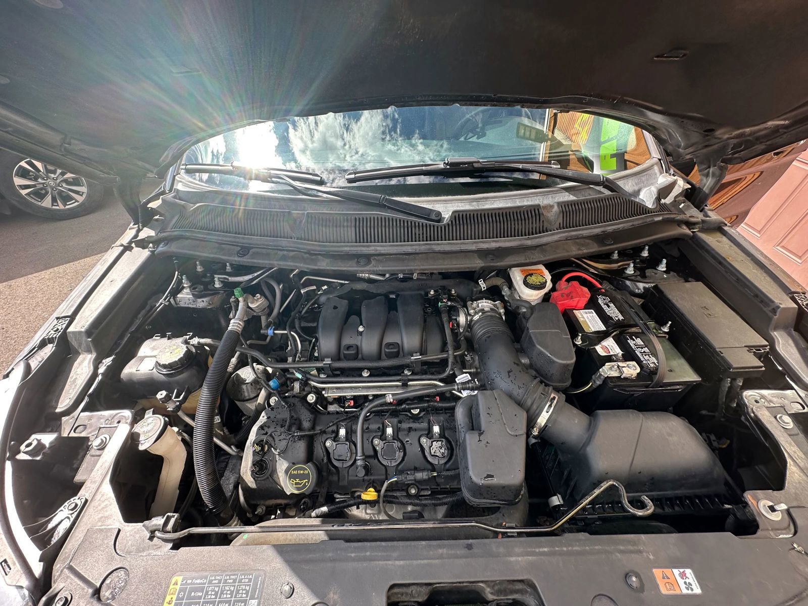 Used 2018 Ford Explorer XLT w/ Equipment Group 202A image 22