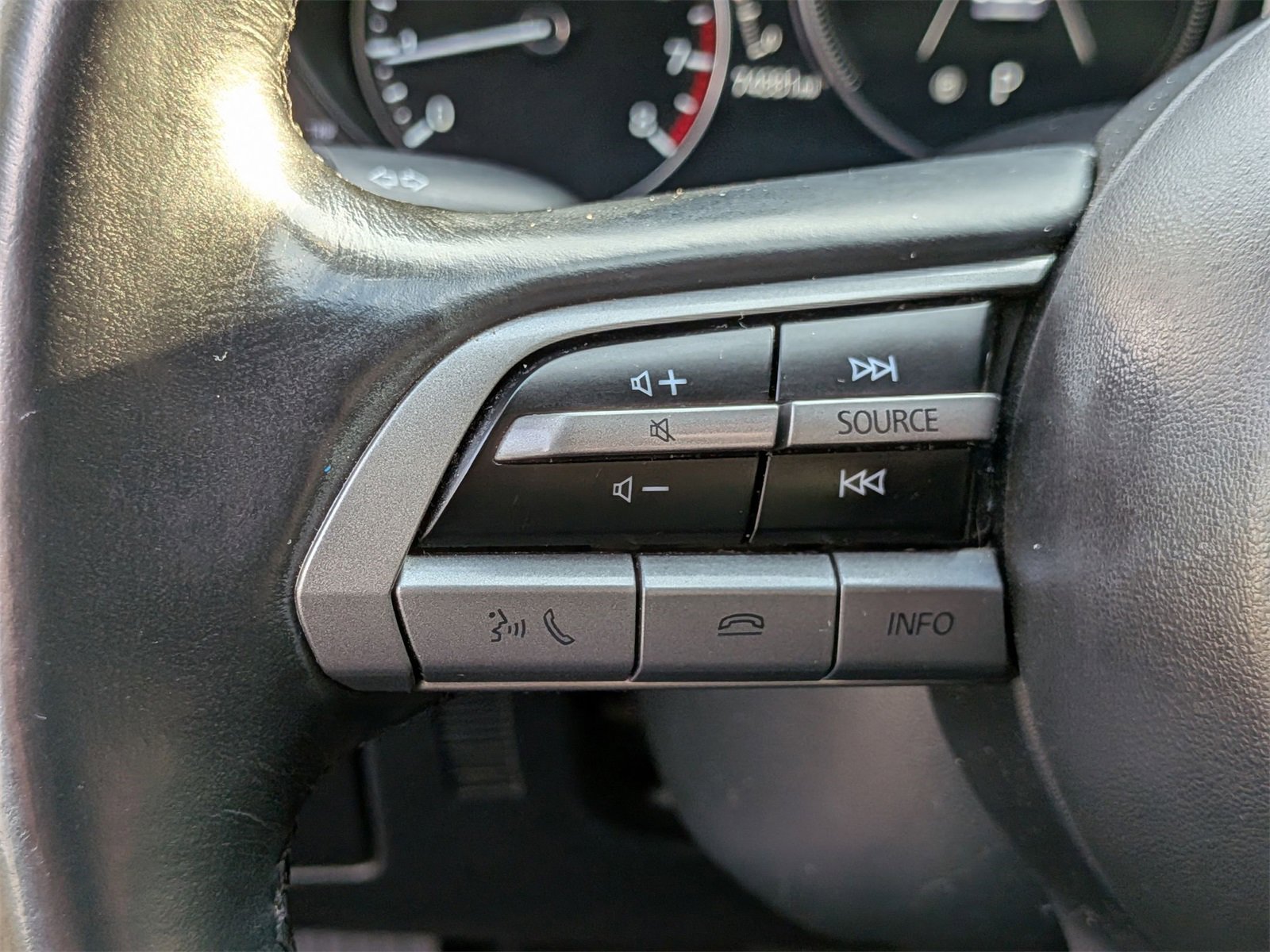 Used 2020 MAZDA MAZDA3 Sedan w/ Select Package image 18