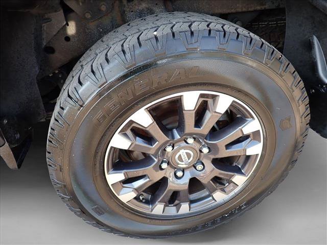 Used 2018 Nissan Titan XD AWD/4WD image 7
