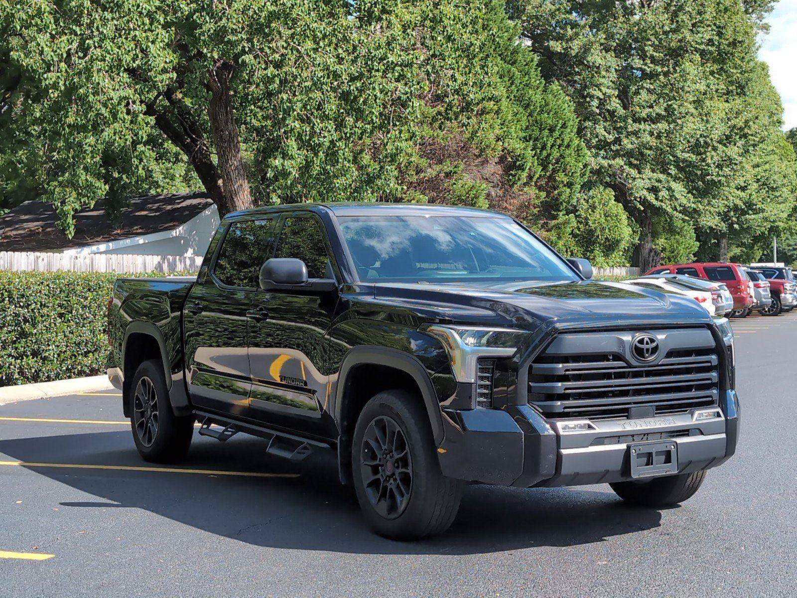 Used 2024 Toyota Tundra SR5 w/ SR5 Premium Package AWD/4WD image 8