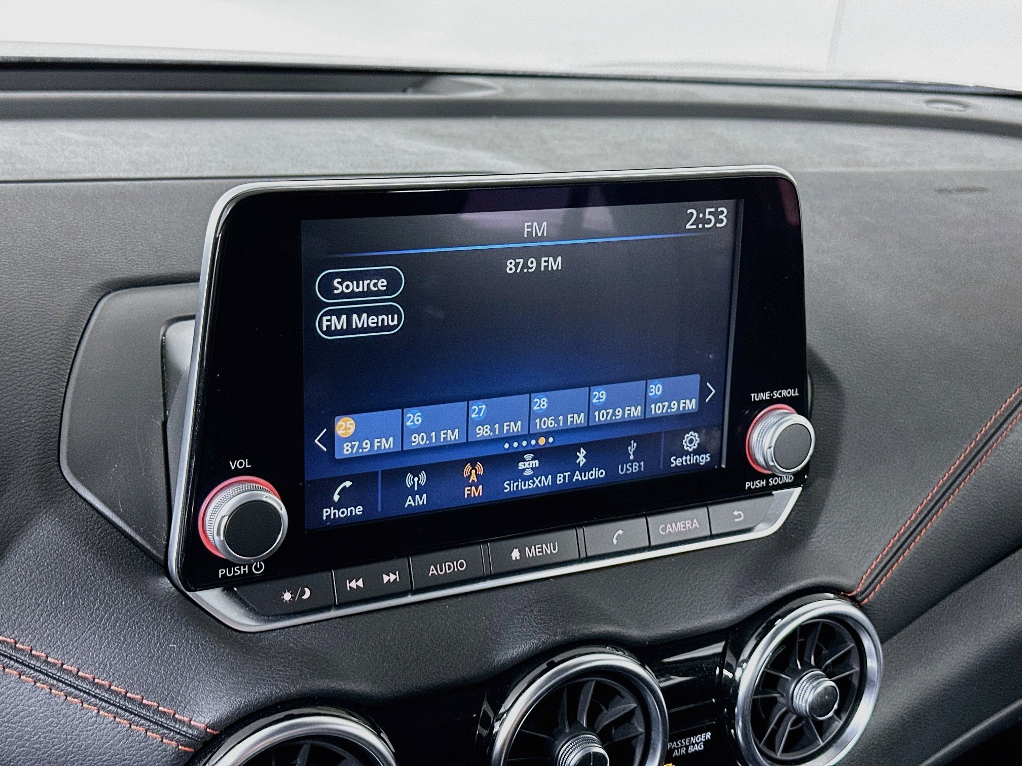 Used 2025 Nissan Sentra SR FWD image 19