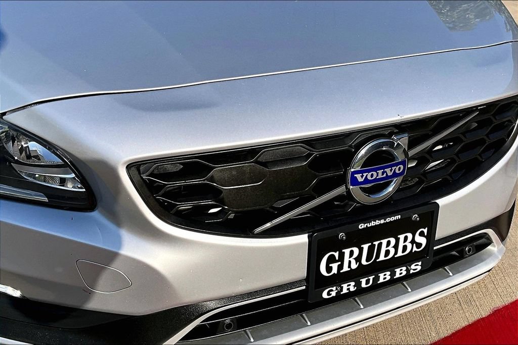 Used 2018 Volvo V60 T5 Cross Country AWD/4WD image 34