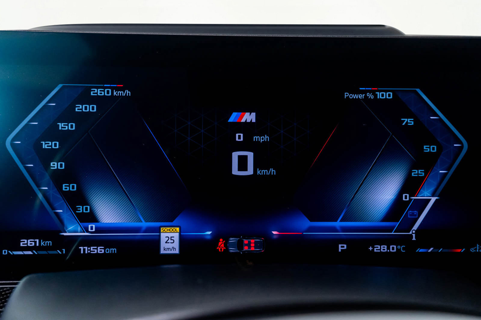 Used 2024 BMW X7 M60i w/ Premium Package image 33