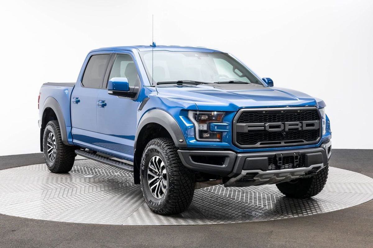Used 2019 Ford F150 Raptor w/ Equipment Group 802A Luxury image 4