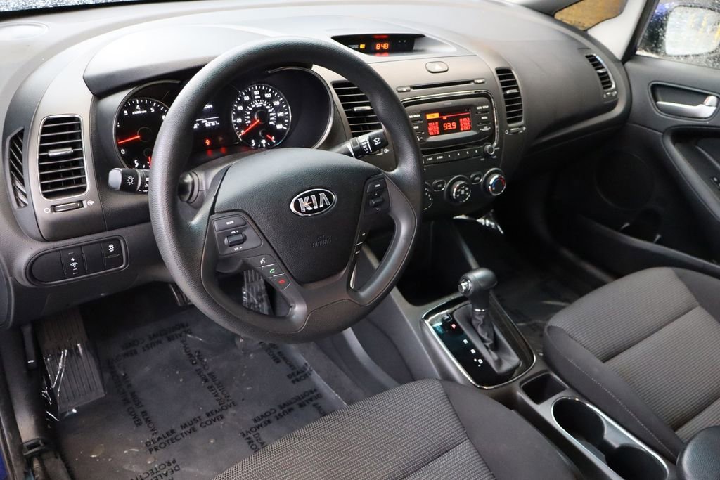 Used 2017 Kia Forte LX image 20