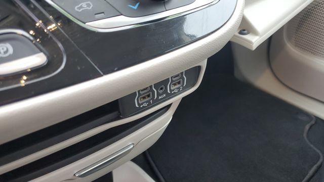 Certified 2024 Chrysler Pacifica Touring-L FWD image 16