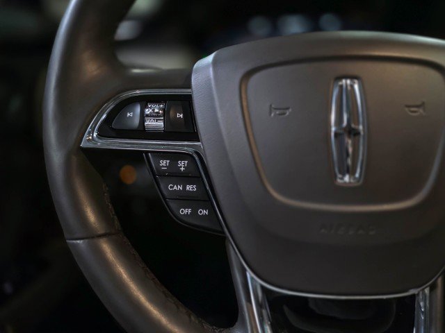 Used 2021 Lincoln Nautilus Reserve image 20