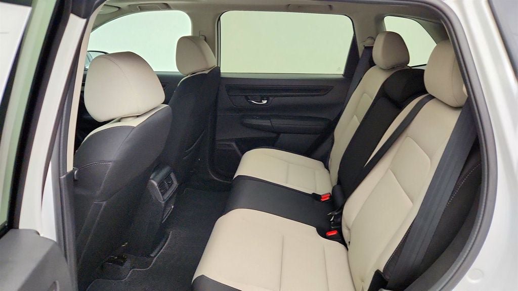 Used 2025 Honda CR-V EX image 19