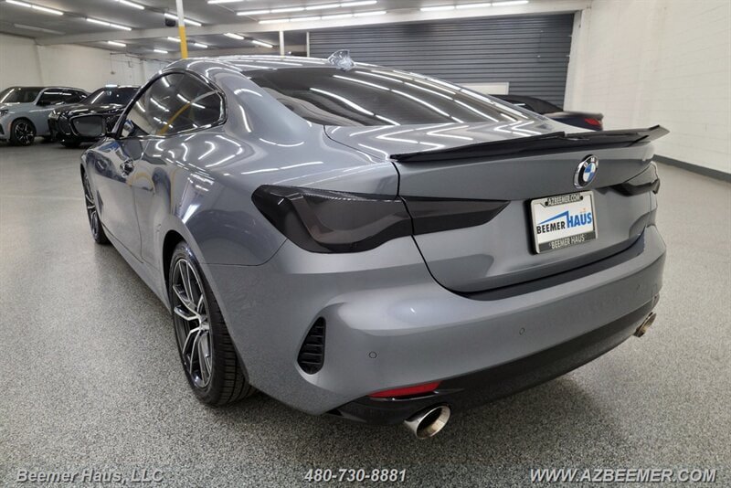Used 2021 BMW 430i Coupe w/ Convenience Package RWD image 12