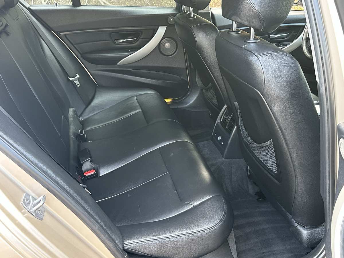 Used 2013 BMW 328i Sedan RWD image 15