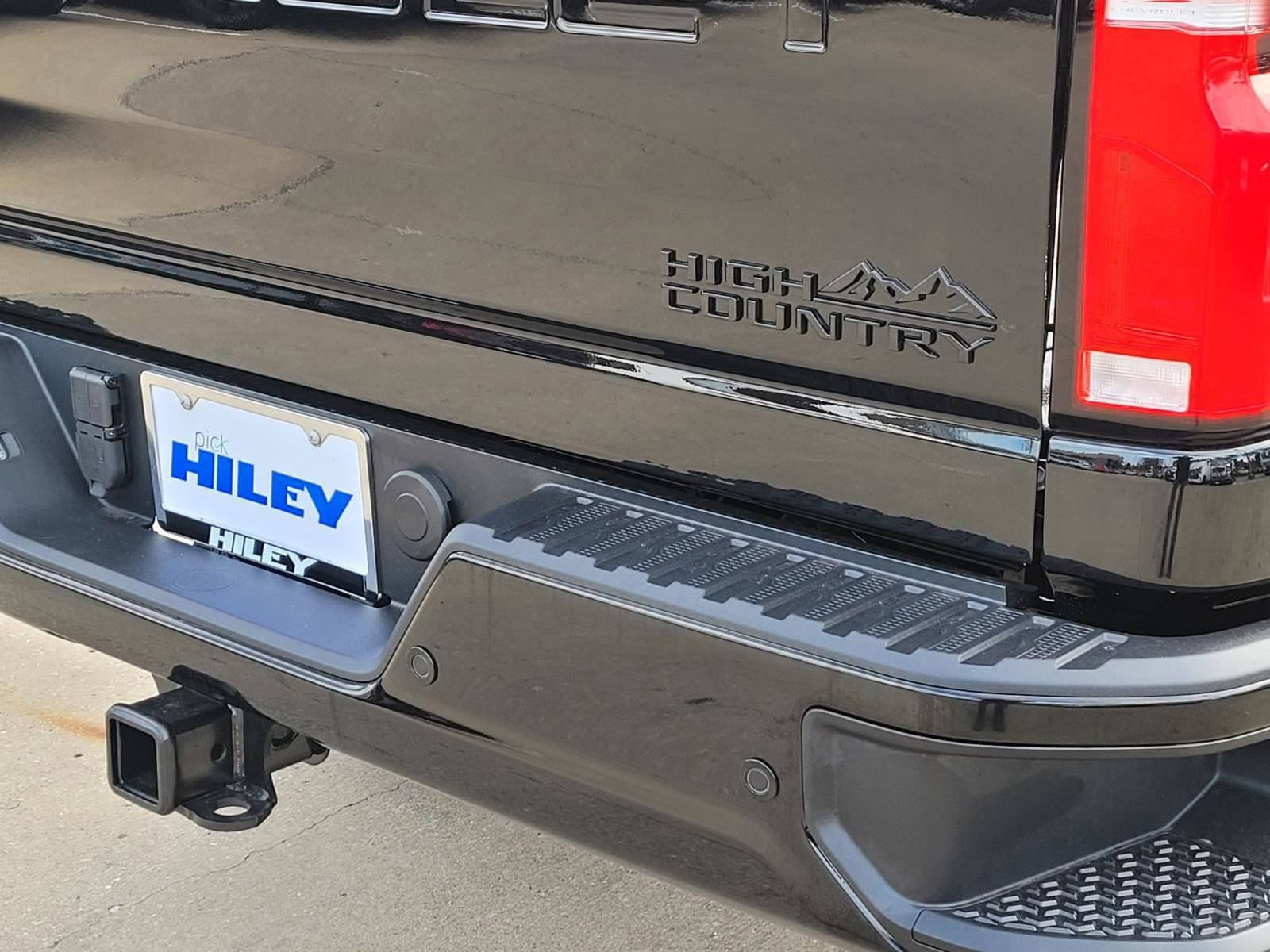 New 2026 Chevrolet Silverado 2500 High Country w/ Midnight Edition image 4