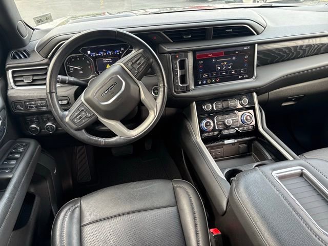 Used 2021 GMC Yukon Denali w/ Advanced Technology Package image 23