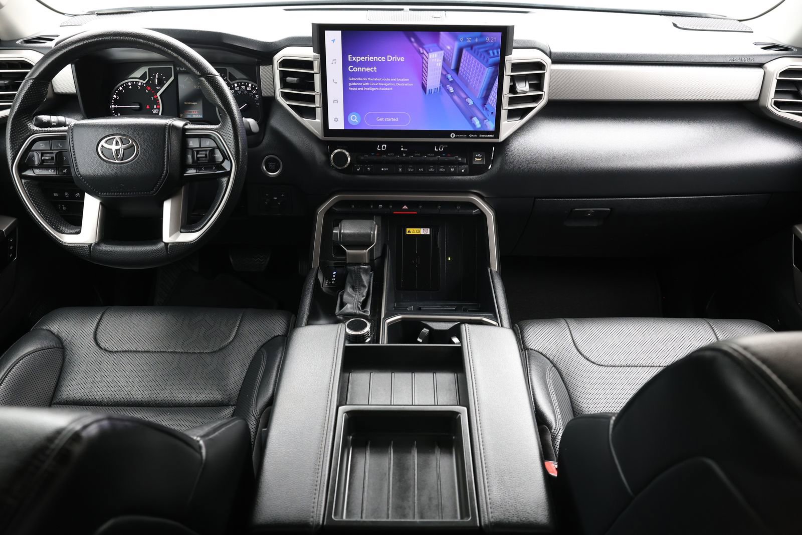 Used 2023 Toyota Tundra Limited w/ Power Package RWD image 2