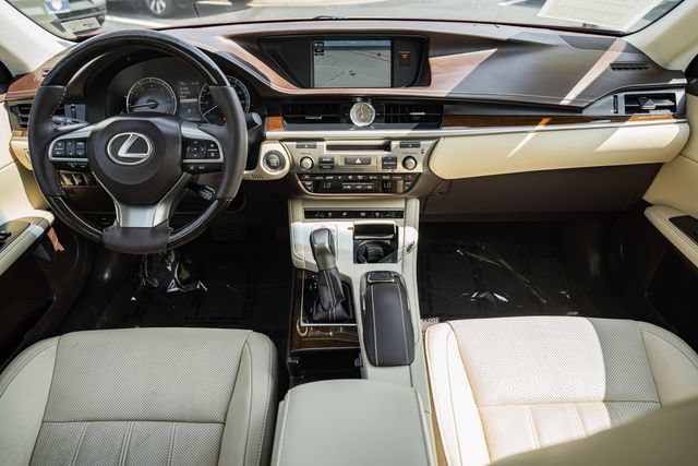 Used 2017 Lexus ES 350 FWD image 21
