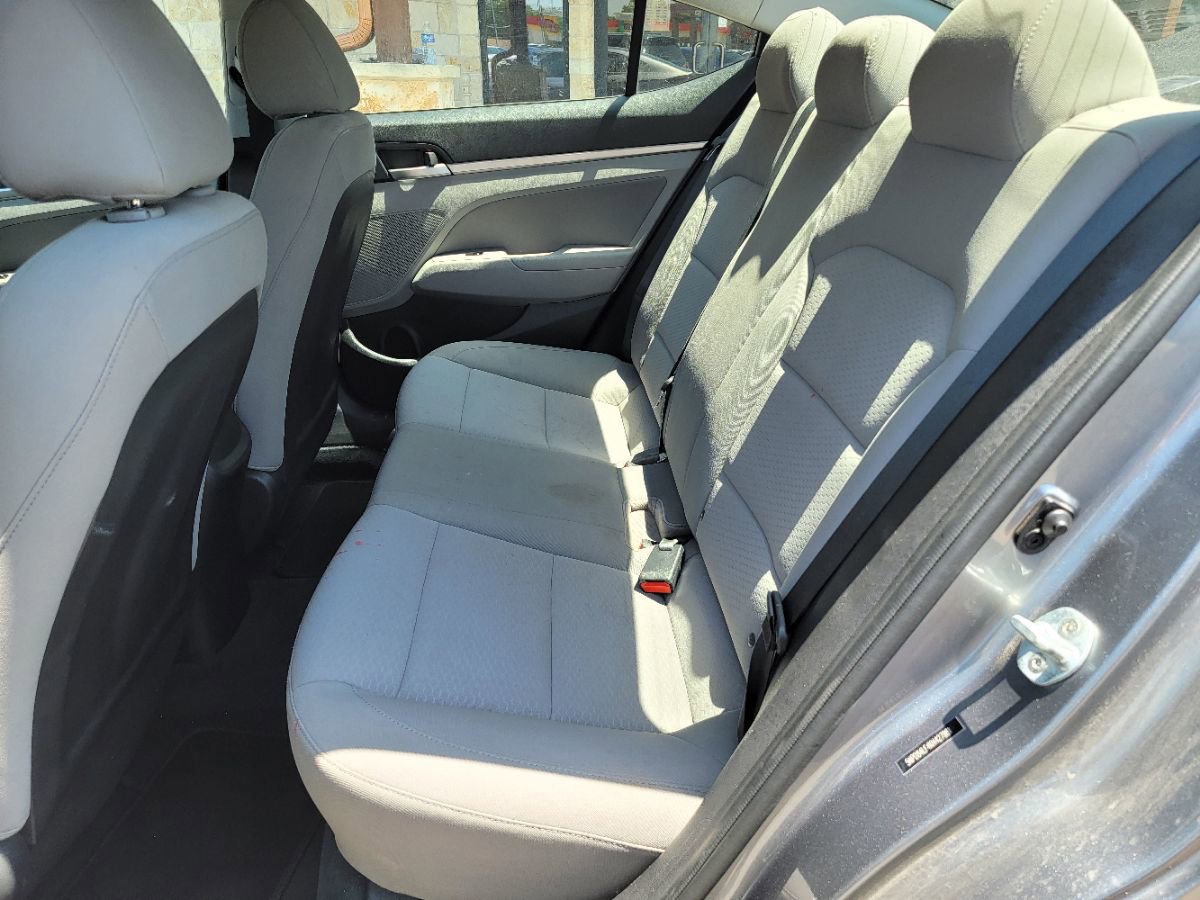 Used 2019 Hyundai Elantra SEL image 19