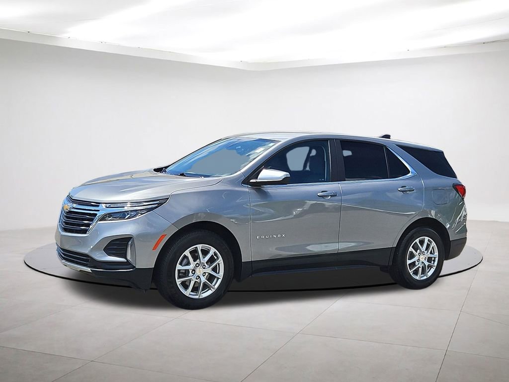 Used 2024 Chevrolet Equinox LT FWD image 3