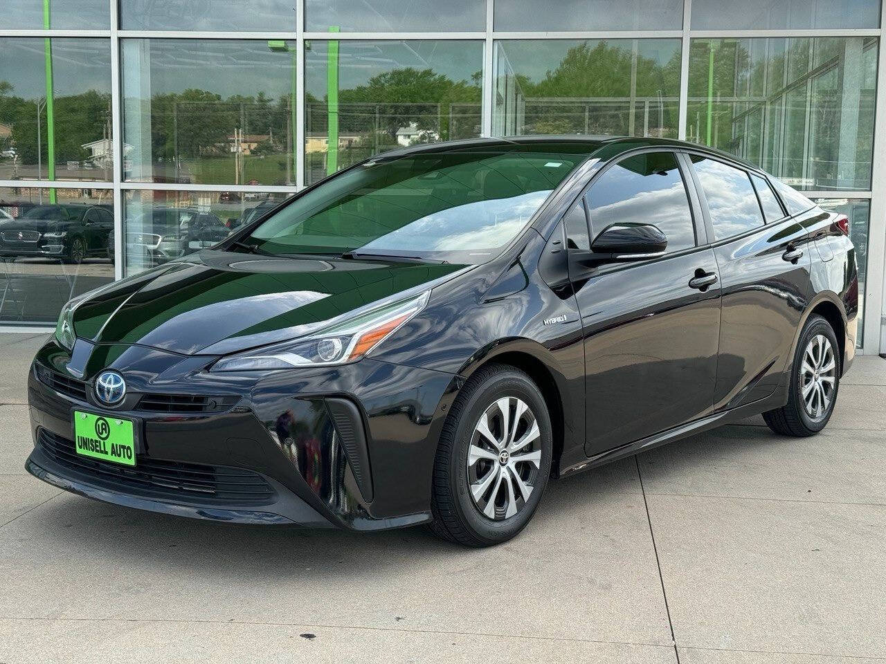 Used 2022 Toyota Prius LE
