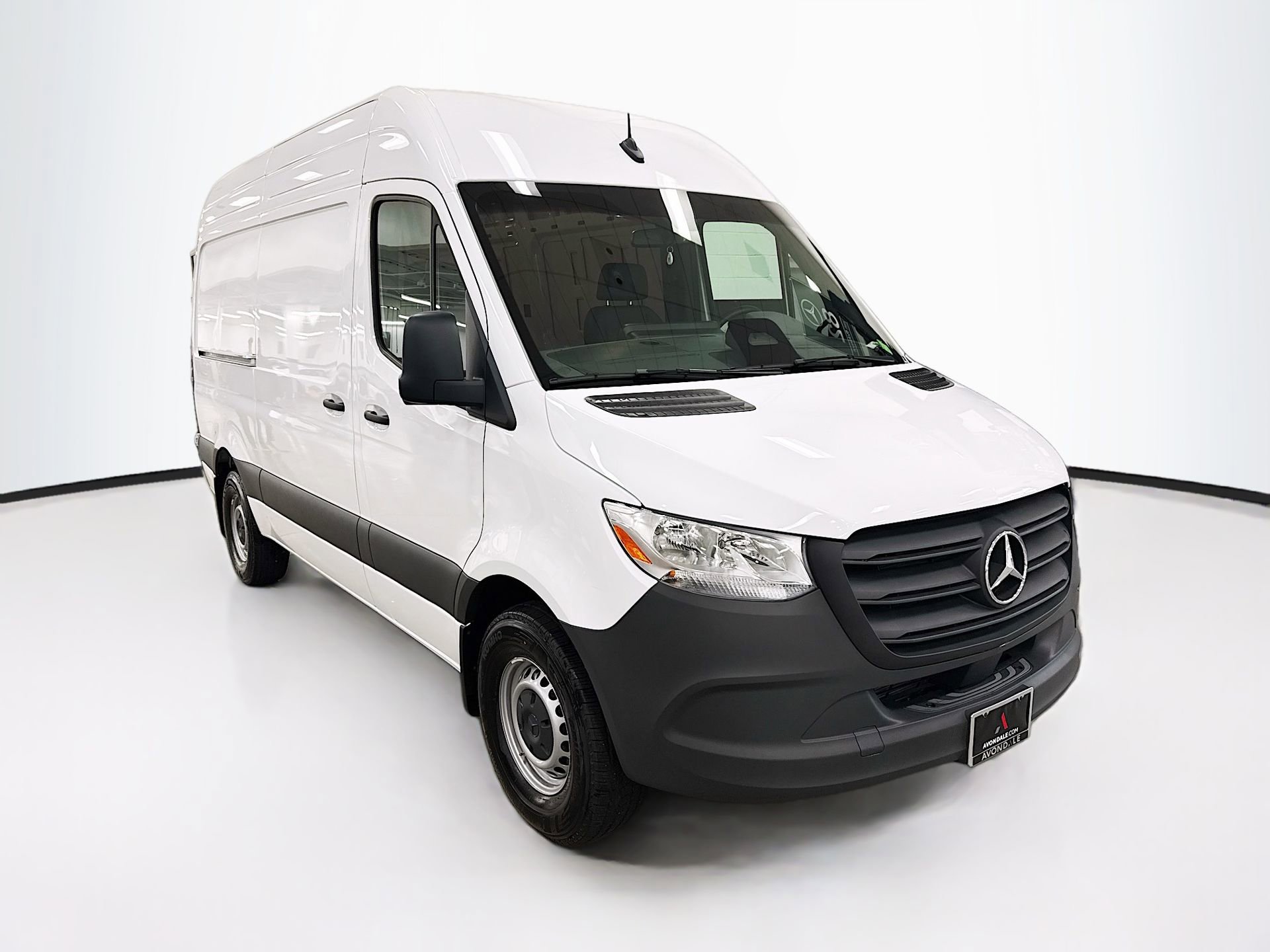 Used 2025 Mercedes-Benz Sprinter 2500 image 1